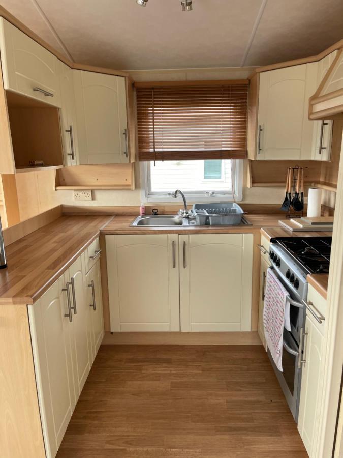 Beautiful 2-Bed Static Caravan นิวตันสจวร์ต ภายนอก รูปภาพ