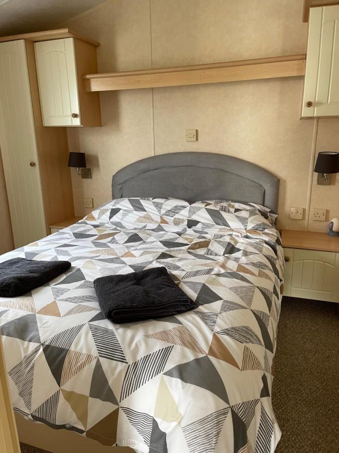 Beautiful 2-Bed Static Caravan นิวตันสจวร์ต ภายนอก รูปภาพ